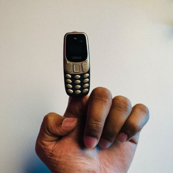 Vmax V51 Mini Phone